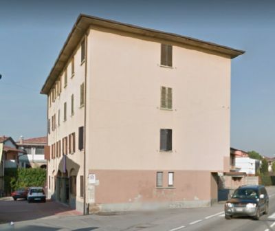 Accoltella il vicino, è già libero e torna a casa
