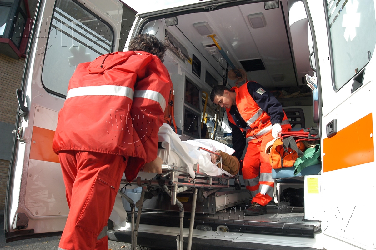 Venticinquenne aggredito a Brignano SIRENE DI NOTTE