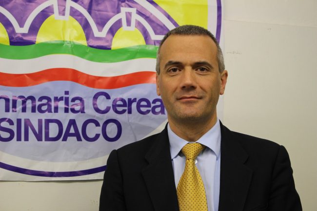 assessore dimesso
