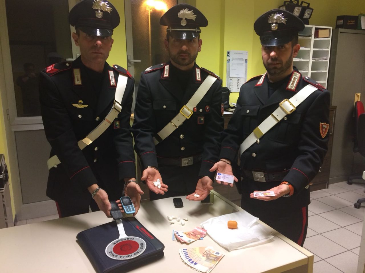 Pattuglione dei carabinieri, raffica di controlli nel weekend nella Bassa