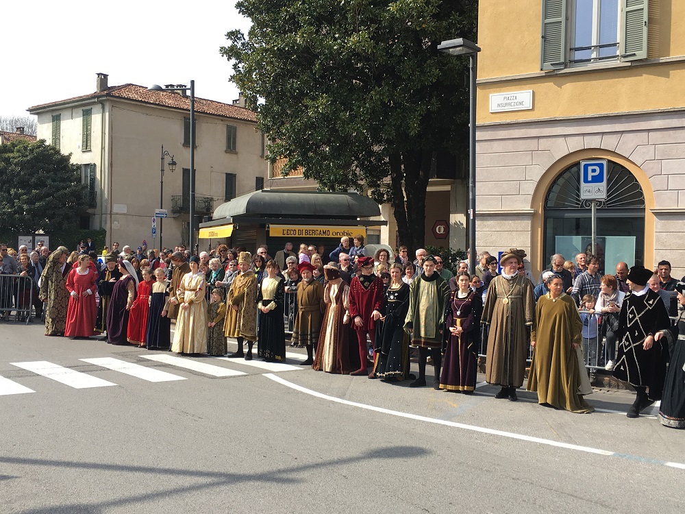 Miracol si grida: grande affluenza alla rievocazione storica trevigliese FOTO
