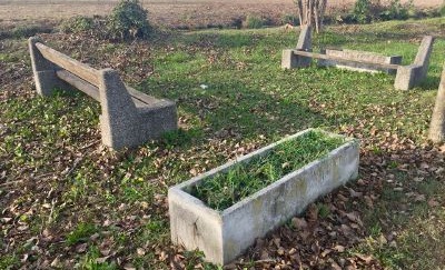 Tornano le «Panchine dei pettegoli»