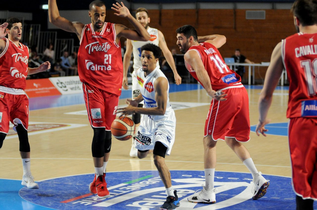BCC Blu Basket Treviglio, la squadra è fatta