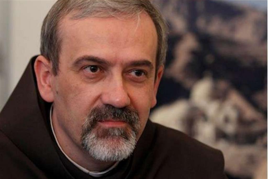 Padre Pizzaballa torna a Cologno e incontra i ragazzi