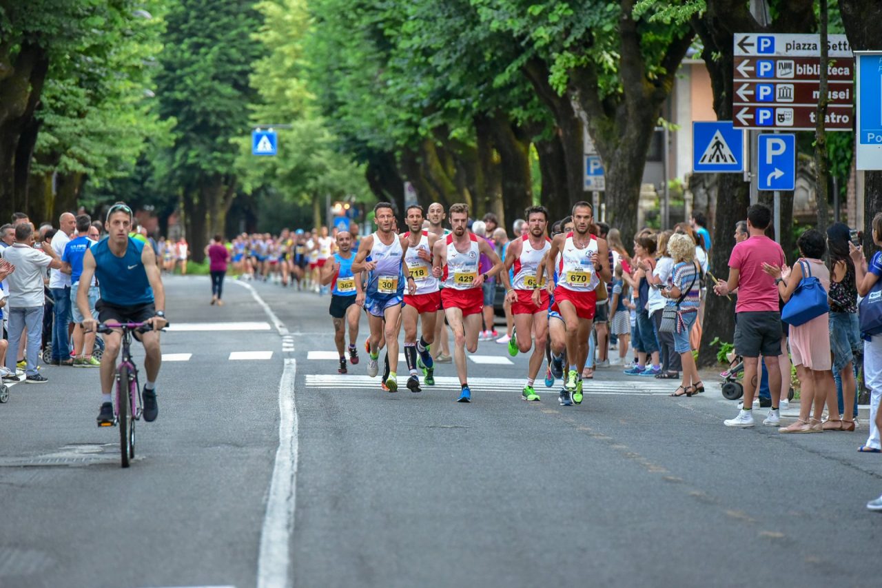 Fosso Bergamasco verso il rush finale, ieri si è corso a Treviglio FOTO