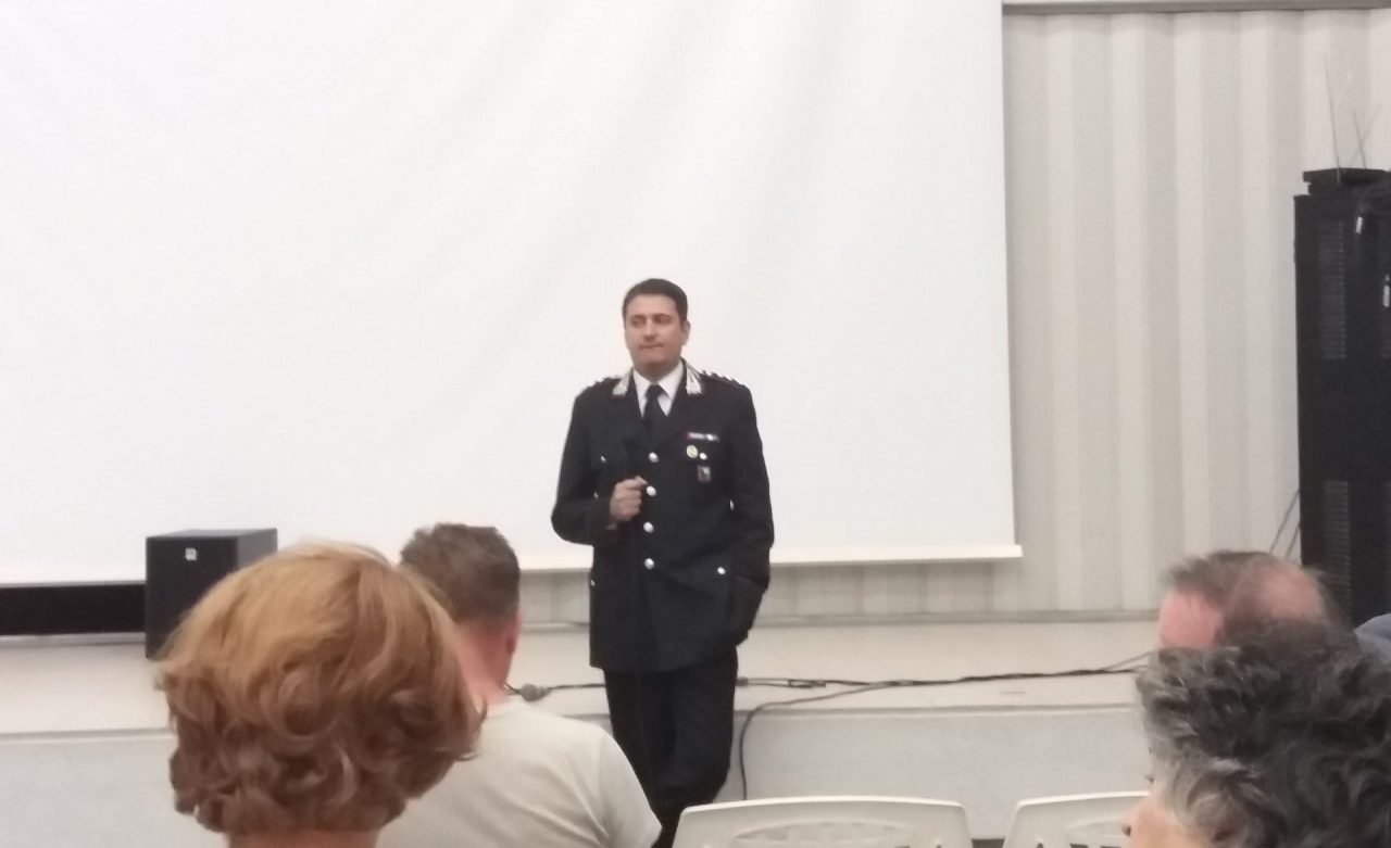 Come evitare truffe e furti, lo spiegano i carabinieri