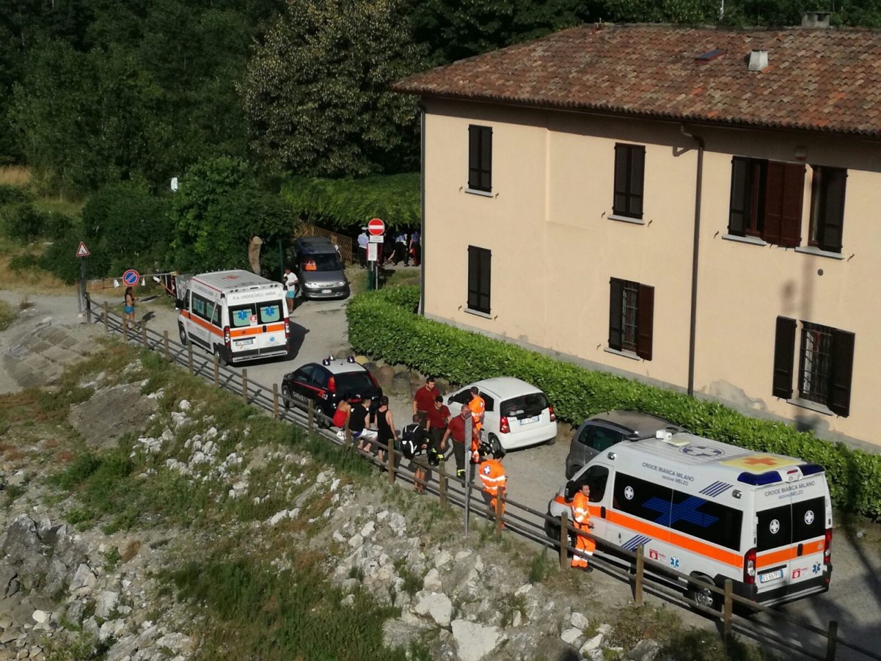 Annegamento a Cassano. Soccorse due persone FOTO