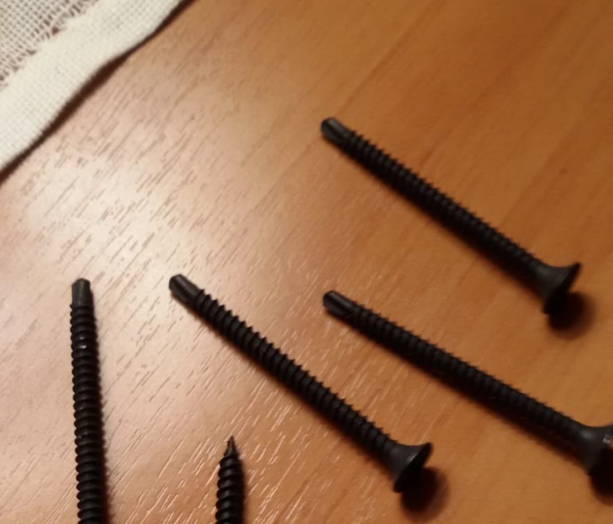 Strage di gomme in centro