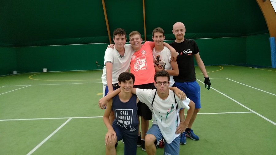 Summer Camp: il palazzetto dello sport torna a splendere grazie ai ragazzi