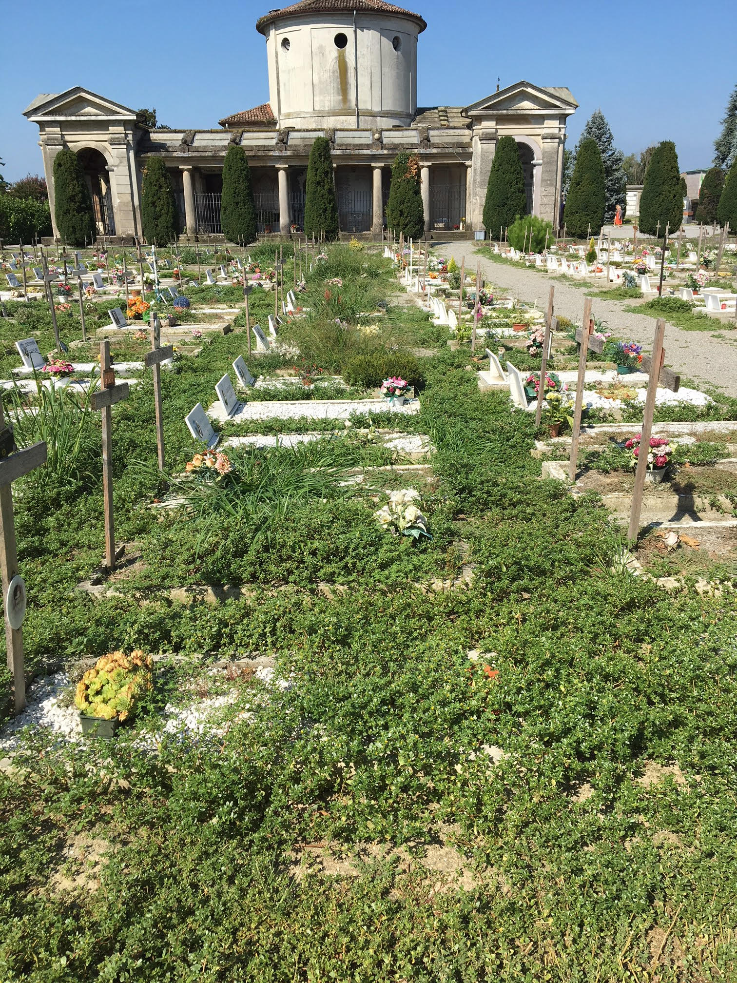 Crema cimitero maggiore2
