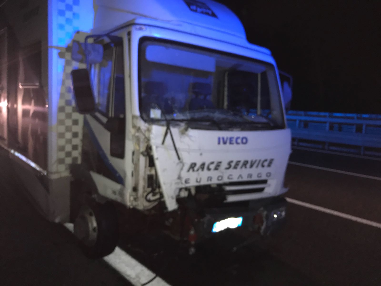 Incidente in Brebemi auto travolta da un furgone