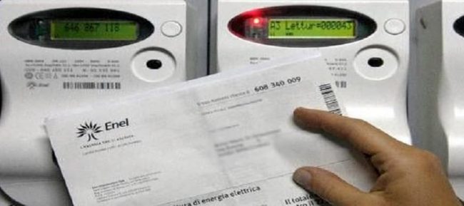Si allaccia abusivamente al contatore del vicino, arrestato 32enne bergamasco