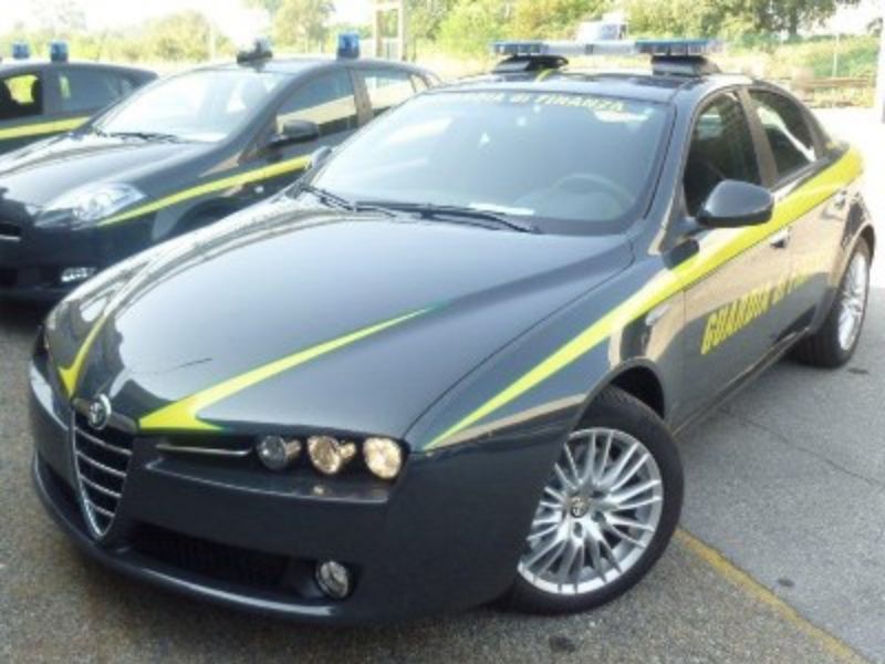 Frodi fiscali, sequestrati beni per 19 milioni di euro