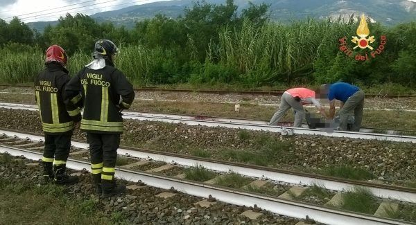 I bimbi uccisi dal treno in Calabria abitavano nel milanese