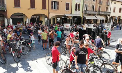 Senza freni, la biciclettata del Pro.G porta i romanesi alla scoperta dei sapori cittadini FOTO