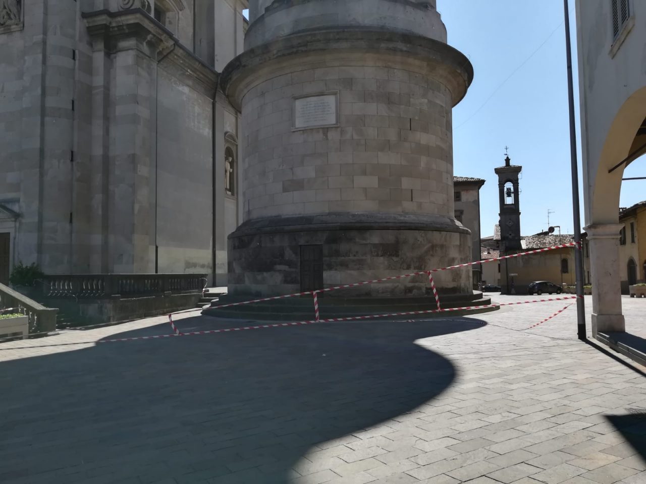 Il falso allarme crollo scongiura l’incidente