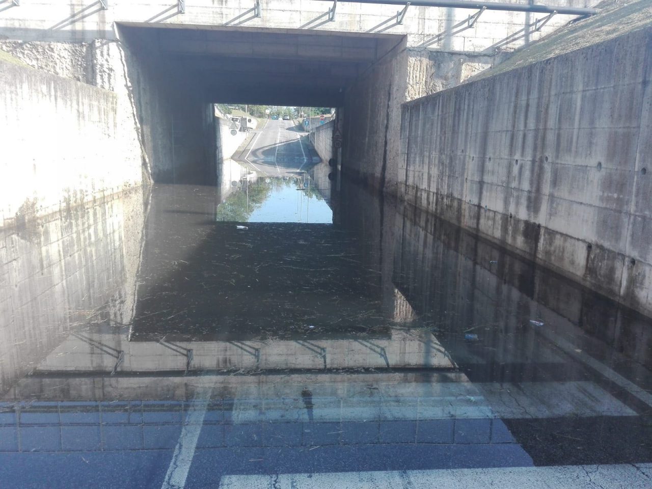 Sottopasso allagato a Verdello, strada chiusa al traffico