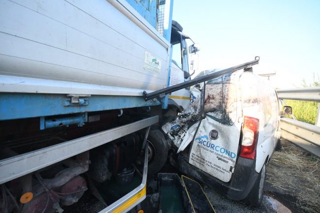 Incidente Paullese, sarà omicidio stradale per il camionista di Dovera