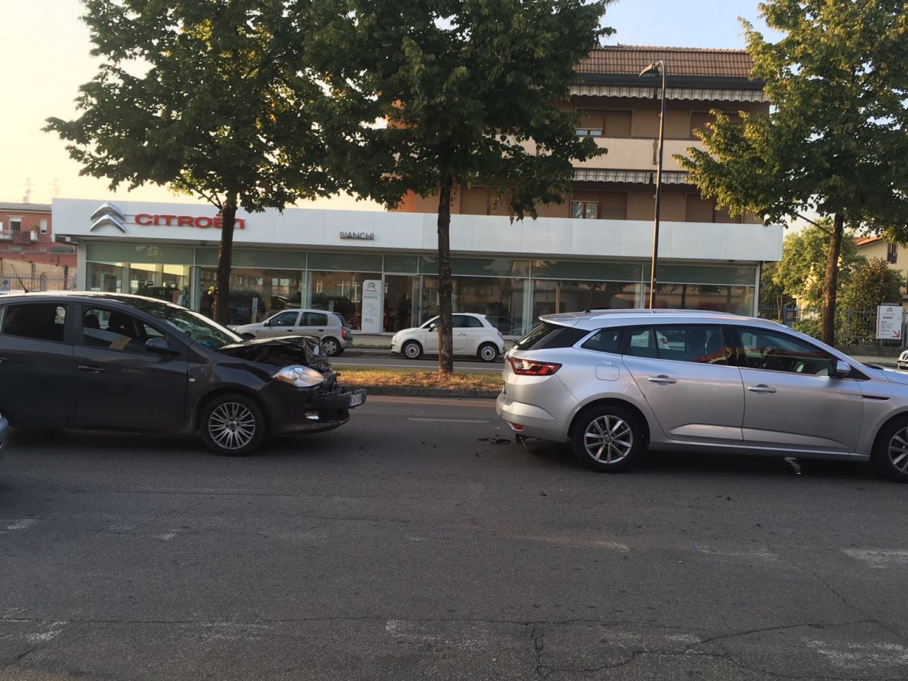 Tamponamento Treviglio, paura in viale Ortigara