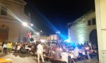 Notte bianca dagli occhiali magici, cibo e tanta musica FOTO