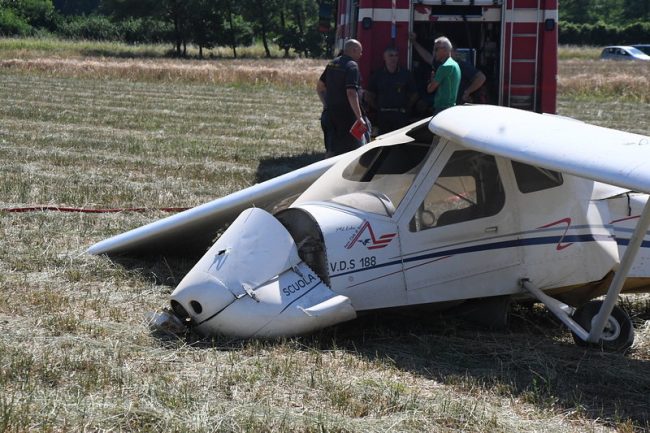 Cade un ultraleggero, grave incidente a Bergamo vicino alla Ss671