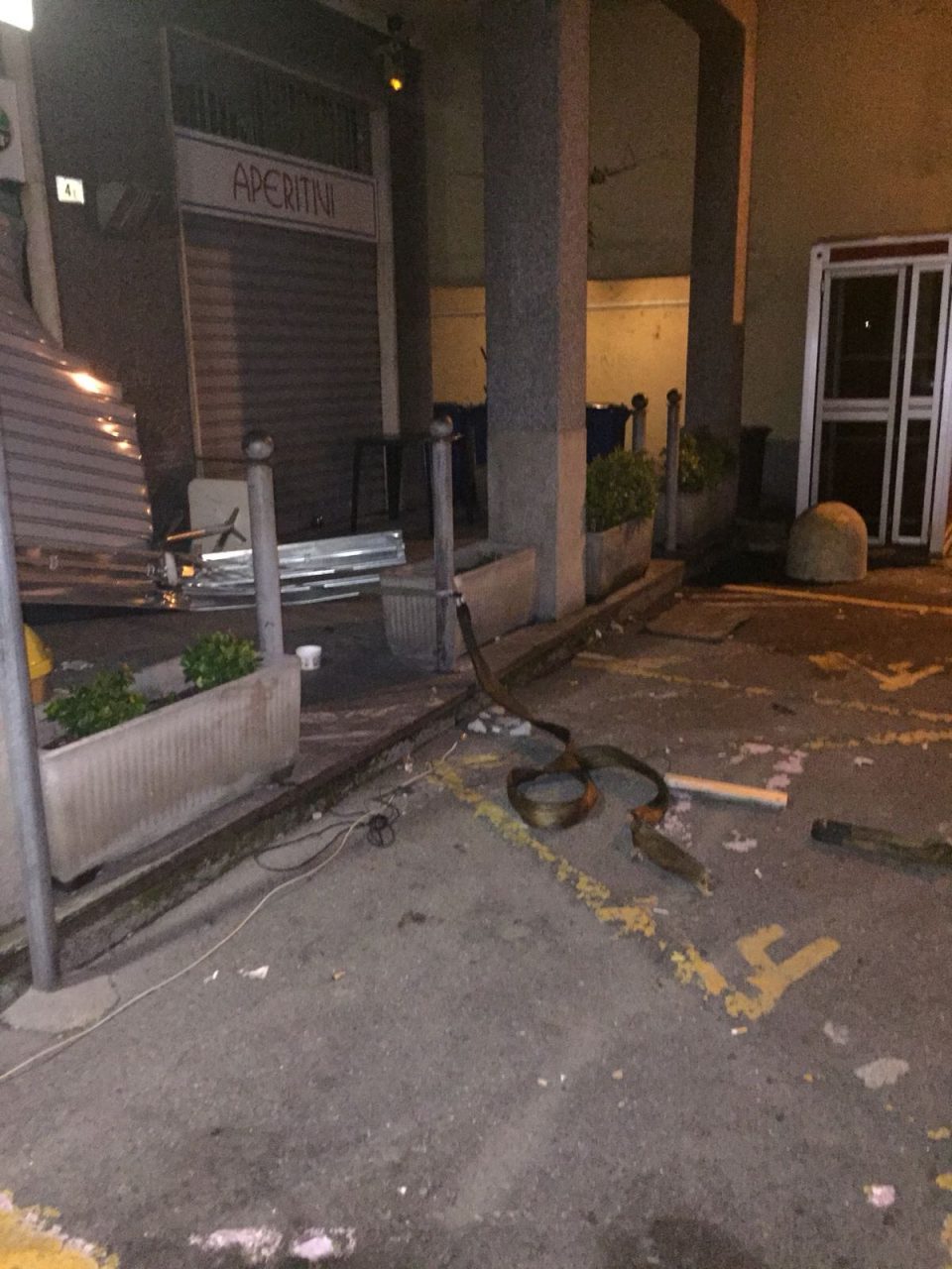 Spaccata a Fara Caffé dei Portici