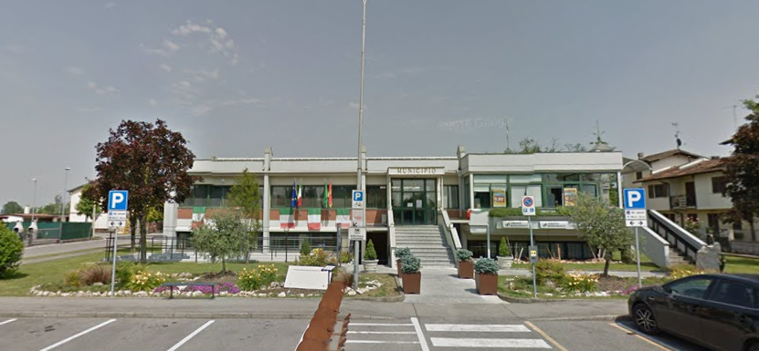 Barbata, il Comune aiuta la parrocchia con le reti anti-piccione