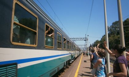 I treni speciali per Lourdes ai pendolari? Niente tagli, ma resta l'allarme