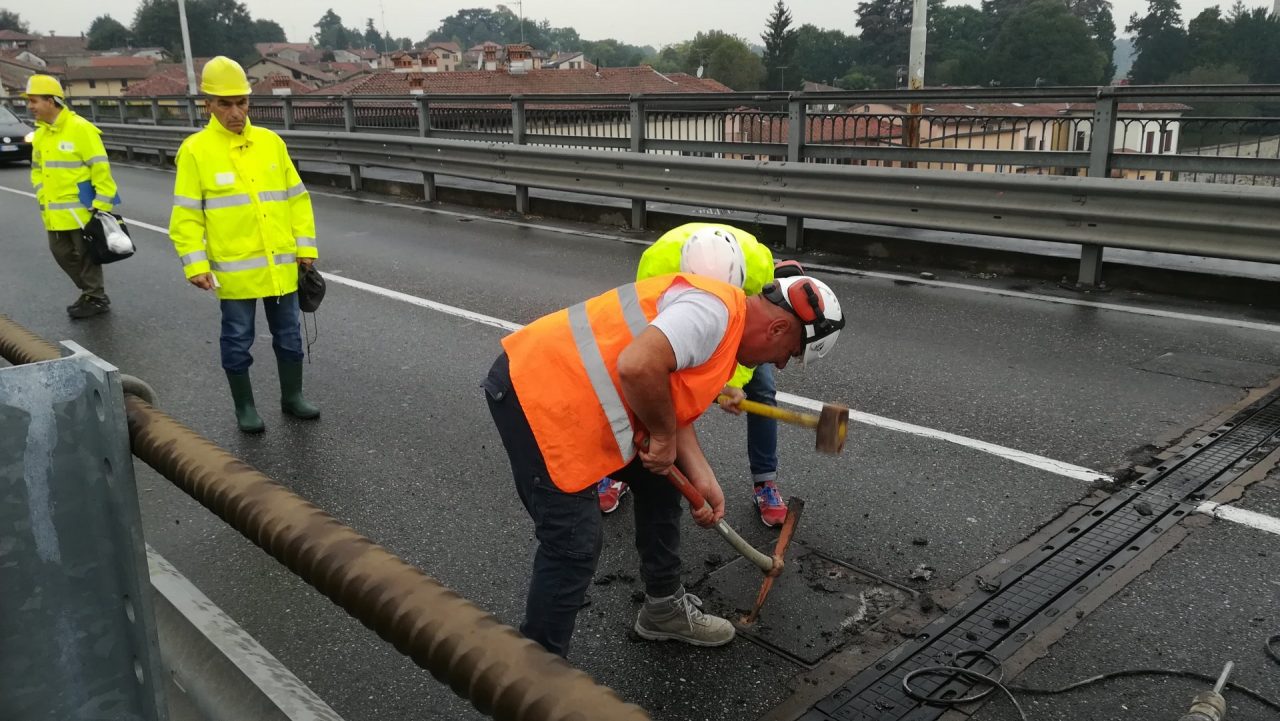 Sarà una Pasqua di passione per il ponte di Trezzo: chiuso per una settimana e stop definitivo ai mezzi pesanti