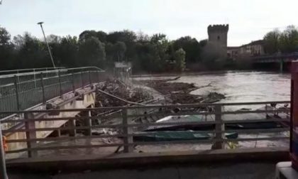 Distrutta la passerella sull'Adda a Pizzighettone VIDEO