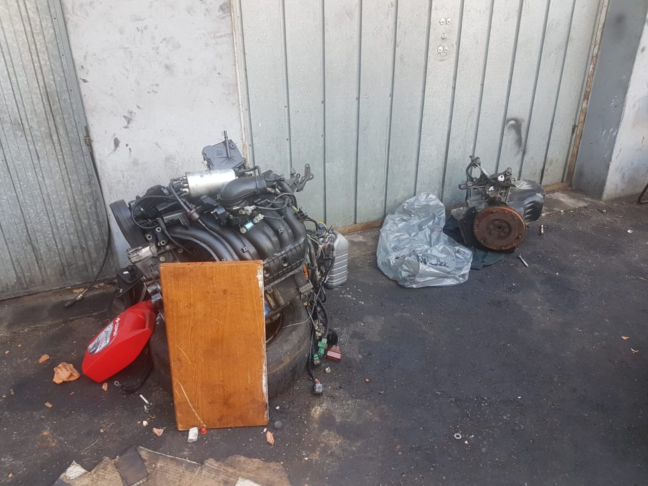 Autofficine abusive a Zingonia (Ciserano)