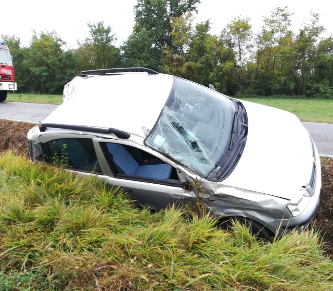 Ribaltamento lungo la Sp 141, ferita una 26enne di Vaprio FOTO