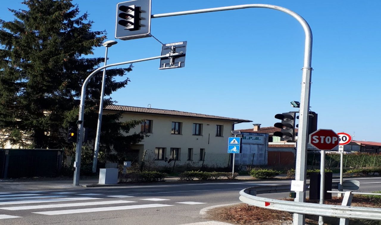 Il semaforo di Pianengo è realtà