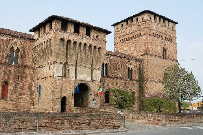 Castello Municipio Pandino