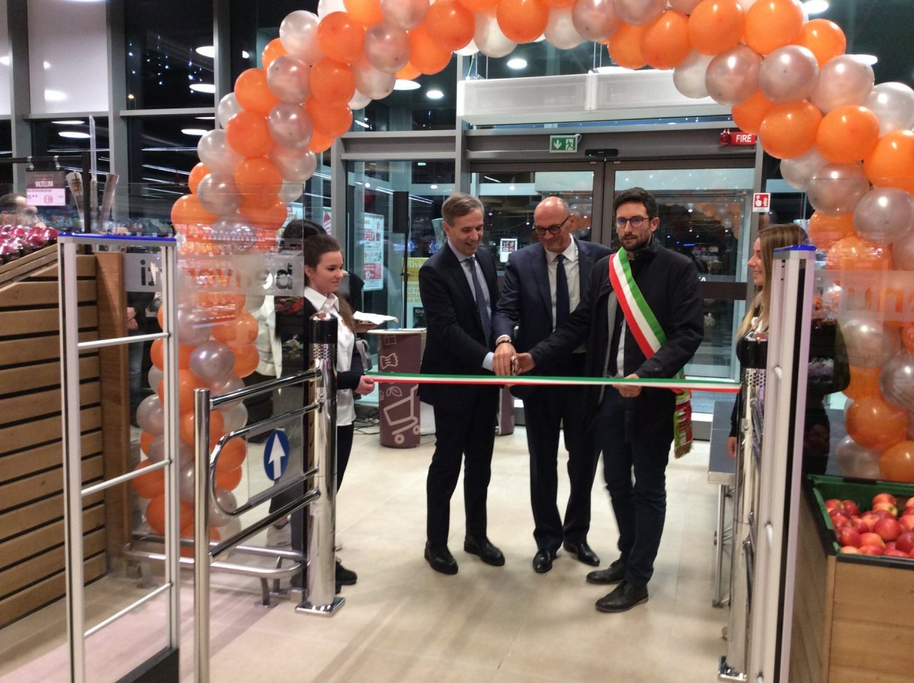 Iperal inaugura a Scanzorosciate