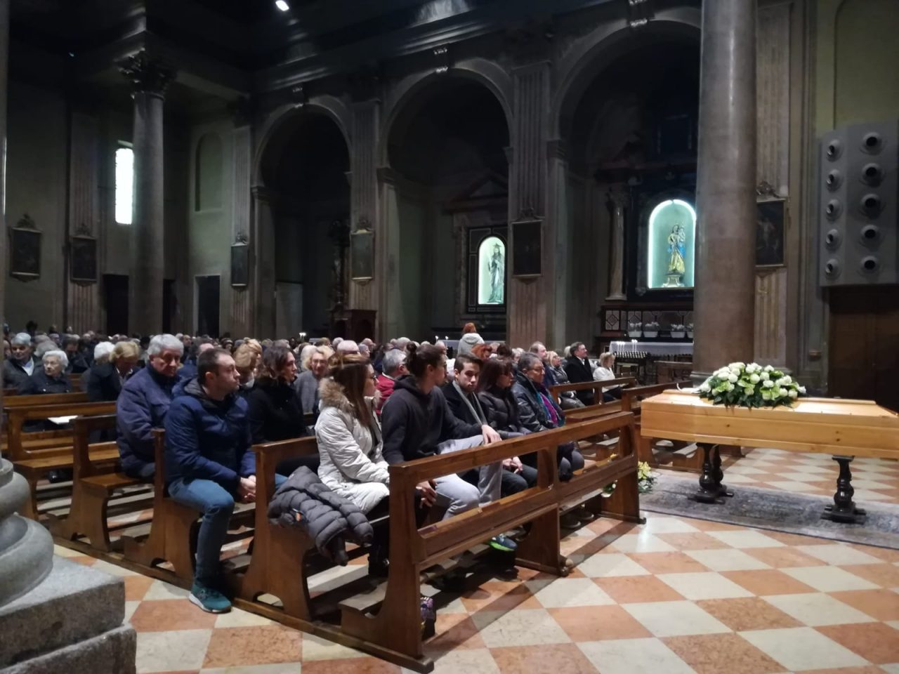 Pandino saluta antonio invernizzi