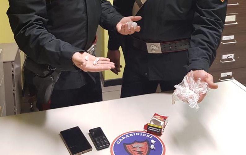 Inseguimento da film a Casirate, marocchino preso con la cocaina