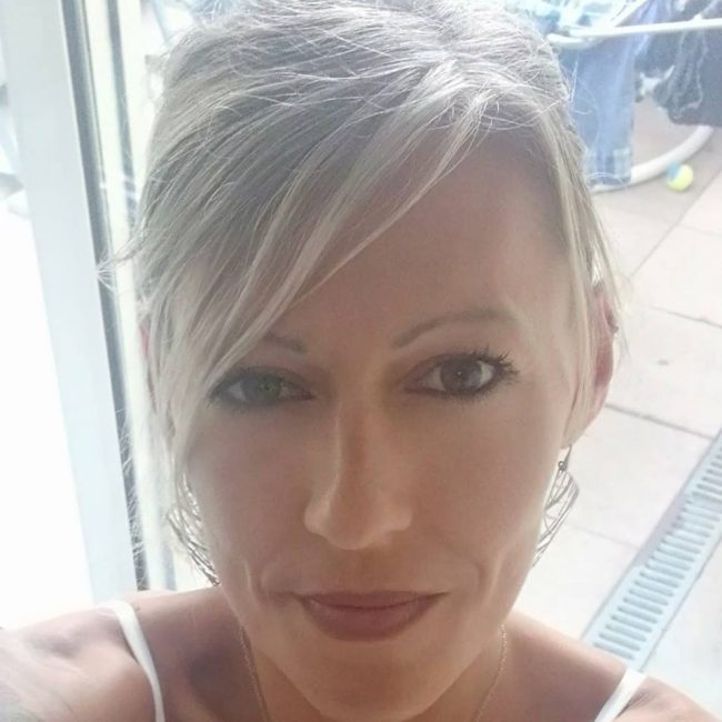 Bimbo ucciso dall’incendio appiccato dal padre, la madre si sfoga su Facebook