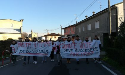Sit-in di protesta, Agnadello sfila per la rotatoria sulla Bergamina FOTO VIDEO