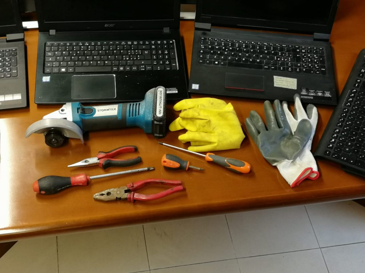 Furti a scuola Treviglio