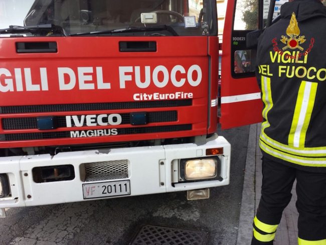 Rischia di annegare nel Brembo, salvo un 26enne
