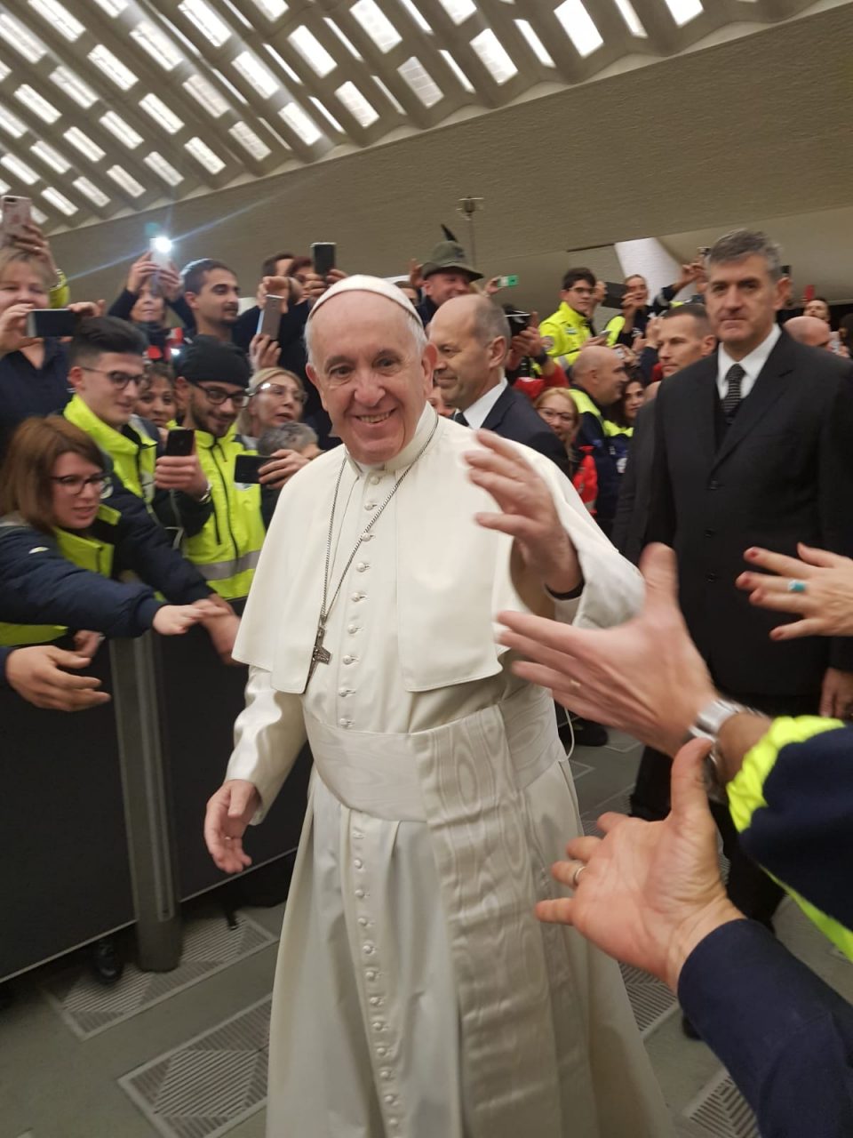 Volontari bergamaschi in udienza dal Papa FOTO