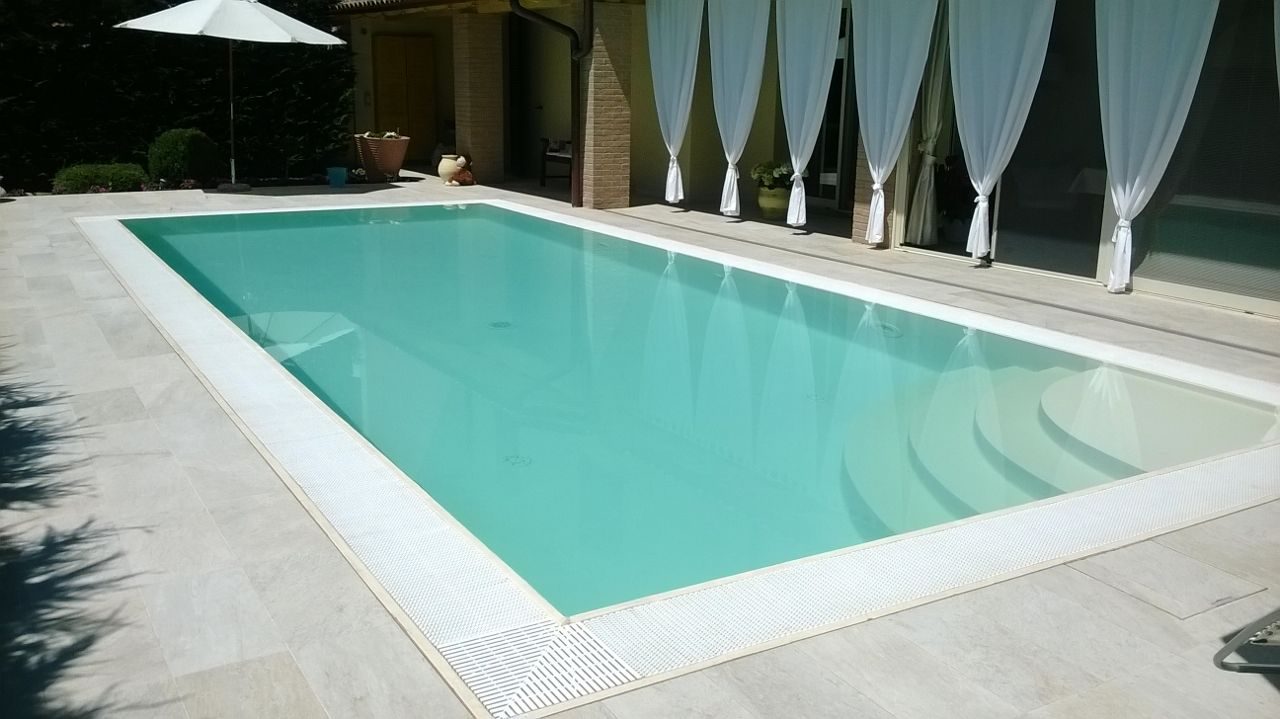 Heron Piscine