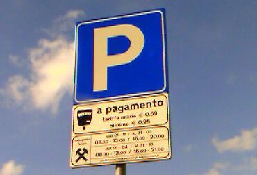 Parcheggi salati, Federcosumatori attacca: "Bergamo città turistica?