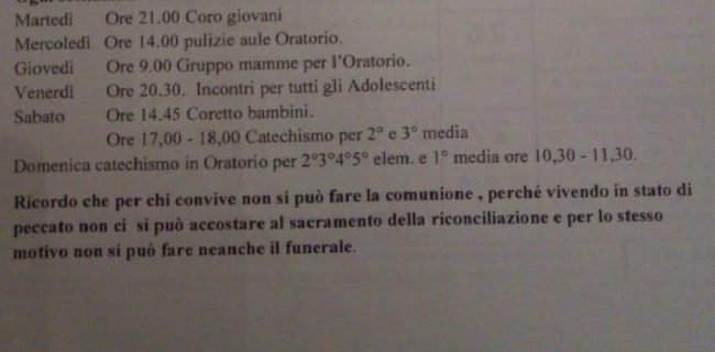 Chi convive sceglie il peccato: niente comunione e nemmeno il funerale