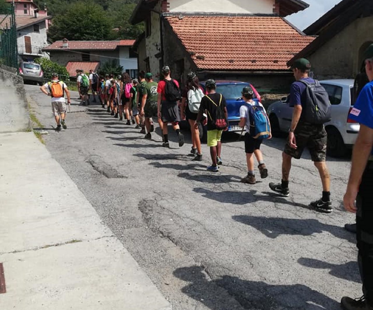 Campo alpino per i ragazzi e aiutarli a scoprire i valori civili e di gruppo