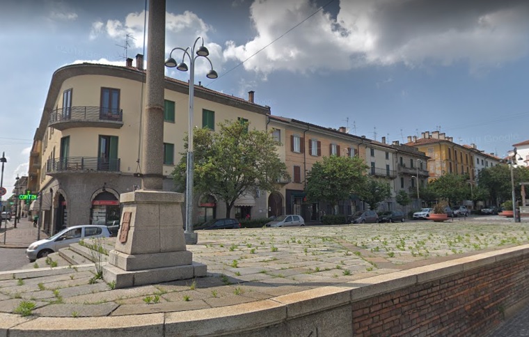 Cassano rifà il look del centro storico e di piazza Garibaldi | Sparisce l'”Alzabandiera”