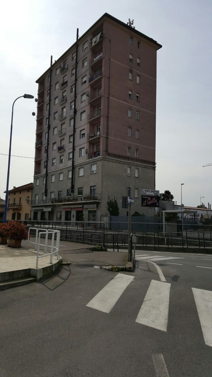 Rifiuti al Grattacielo: il Comune ha vinto il ricorso