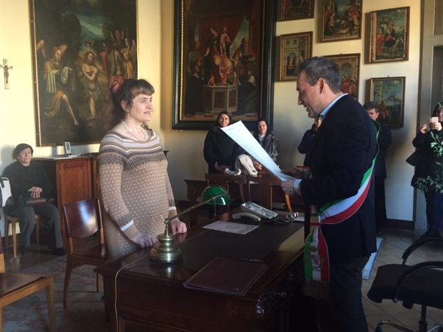 Hanna Dastkiv Caravaggio giuramento per cittadinanza italiana