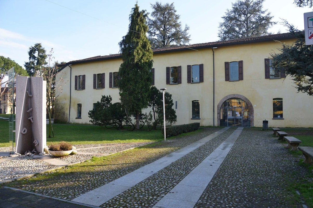 Il centro civico chiude per due anni: i servizi traslocano in altre sedi